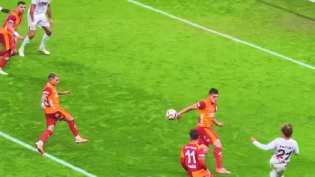 Foto - Hacıosmanoğlu'ndan Galatasaray-Samsunspor maçı ile ilgili flaş açıklama: 'Gerekeni yapacağım'