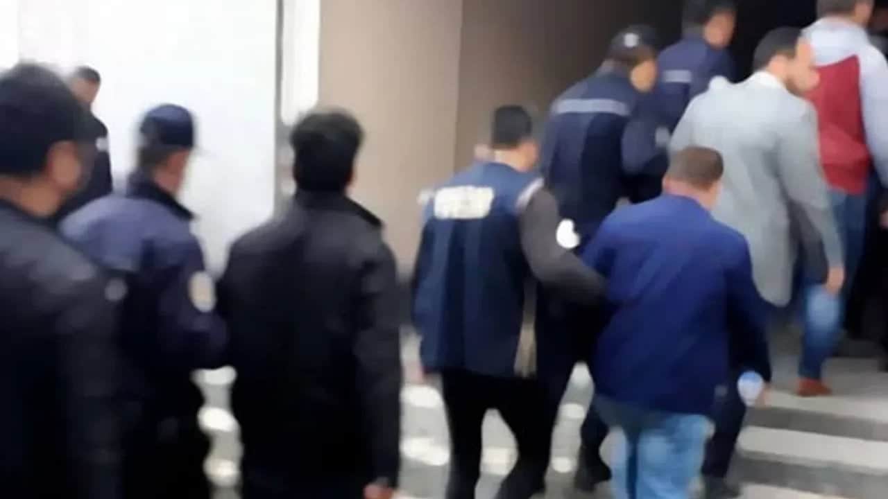 Foto - Türkiye güne dev operasyonla uyandı: Çok sayıda gözaltı var