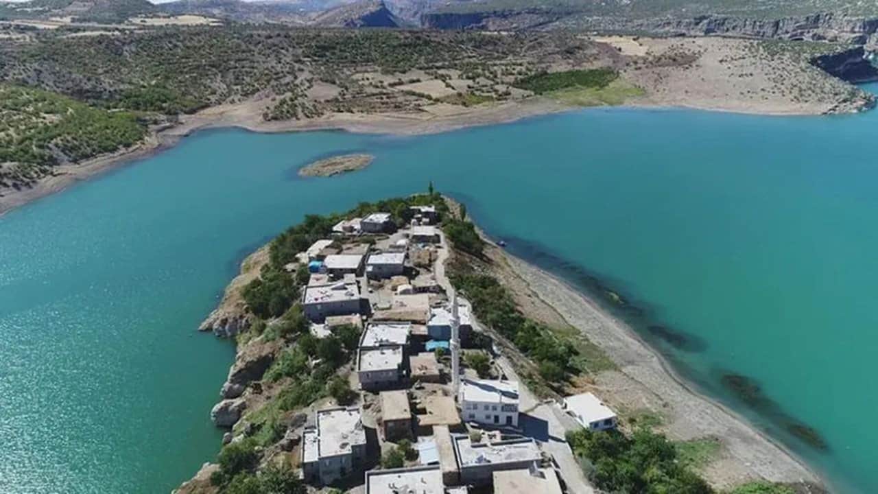 Foto - Türkiye haritası baştan aşağıya değişiyor! İşte il olması beklenen 24 ilçe