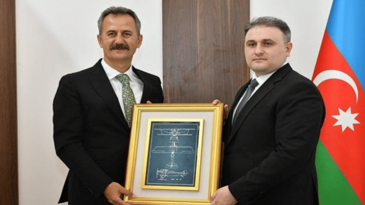 Foto - Türkiye ile Azerbaycan’dan dev savunma hamlesi! 14 HÜRKUŞ-II için imzalar atıldı