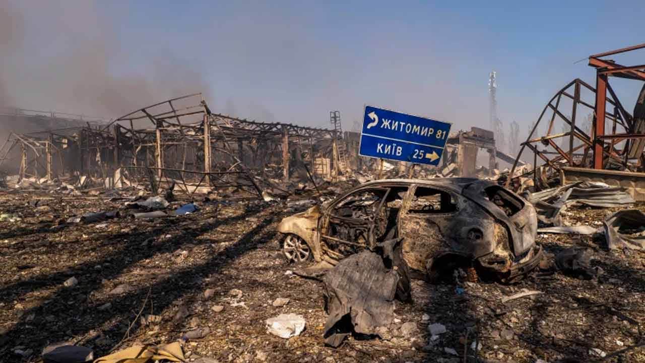 Foto - Kiev yakınlarında Rus İHA saldırısı: Depodaki patlamalarda 37 kişi hayatını kaybetti
