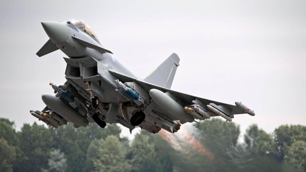 Foto - Türkiye tam 20 adet alacaktı! Eurofighter’lar kopyalandı mı? Kodlarını bile taklit etmişler