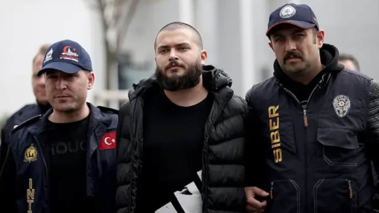 Foto - Türkiye tarihinin en büyük dolandırıcısı! Galata Kulesi'ni satmaya kalkıştı!