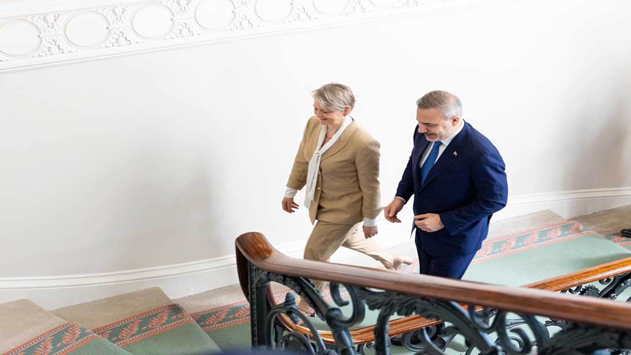 Foto - Türkiye ve İngiltere arasında yeni devir: Stratejik Ortaklık Belgesi imzalandı!