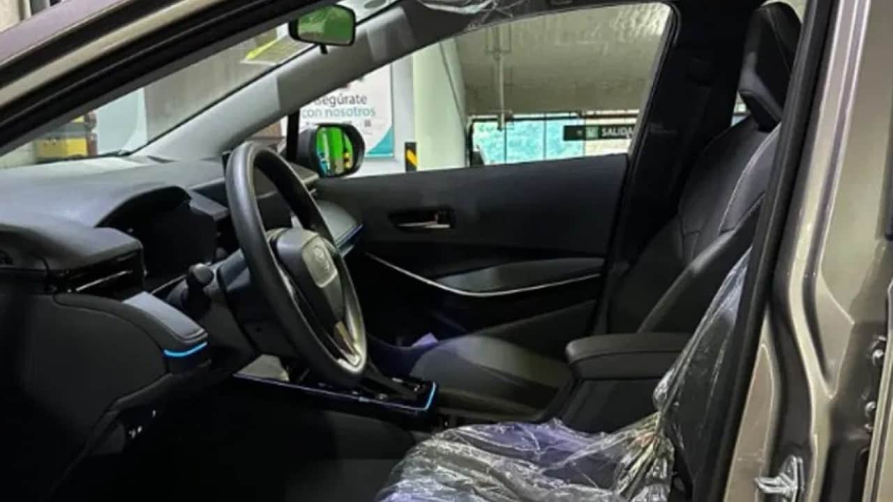 Foto - Türkiye’de çok seviliyor! Yeni Toyota Corolla yollara indi