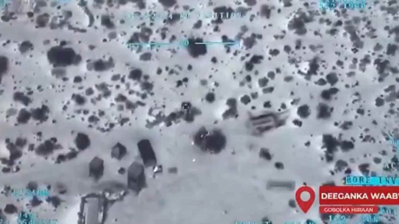 Foto - Türkiye'den aldıkları TB2 SİHA'larla operasyona başladılar: Ortalık yangın yerine döndü