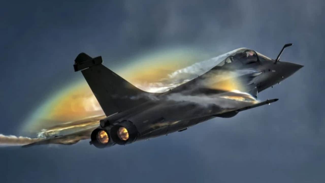 Foto - Türkiye'den Kaan alacakları konuşuluyordu: Fransa ile anlaştılar, Rafale'leri havaalanına indiriyorlar