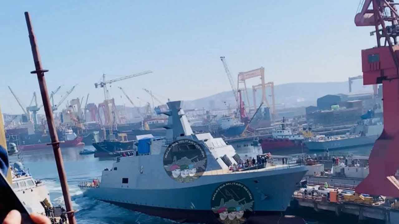 Foto - Türkiye'den savaş gemisi aldılar: Acı detay ortaya çıktı