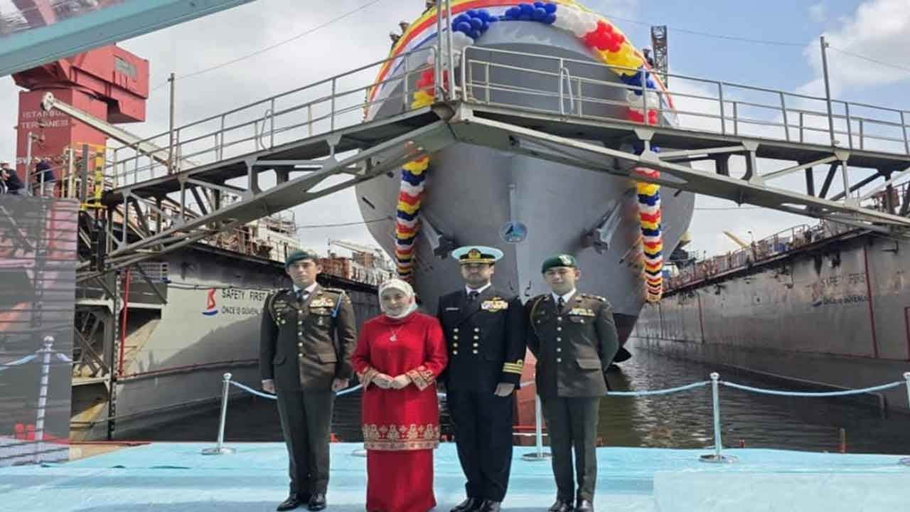 Foto - Türkiye'den savaş gemisi aldılar: Acı detay ortaya çıktı