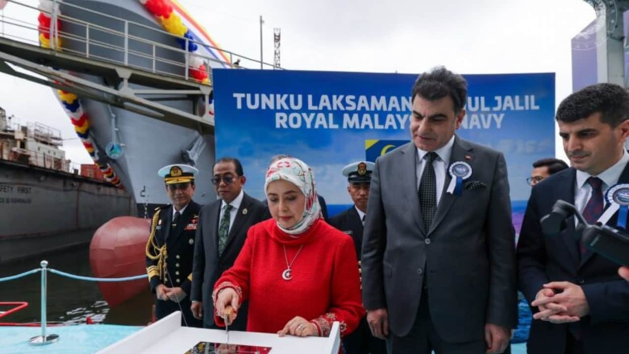 Foto - Türkiye'den savaş gemisi aldılar: Acı detay ortaya çıktı