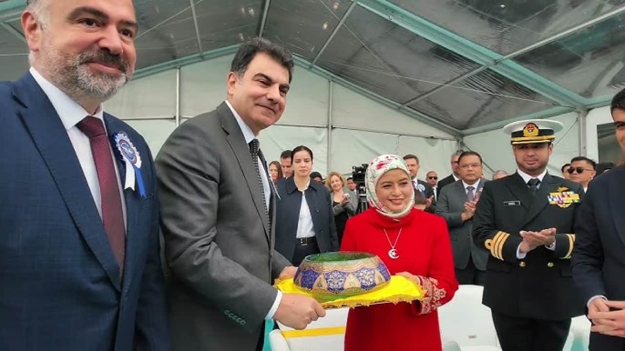 Foto - Türkiye'den savaş gemisi aldılar: Acı detay ortaya çıktı