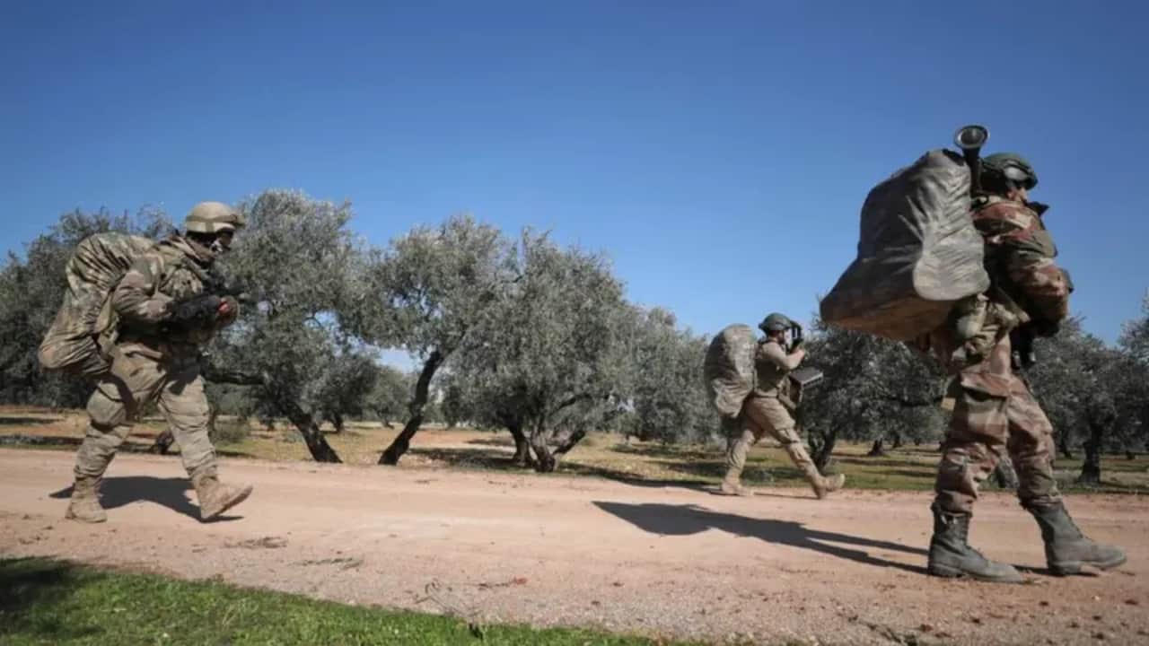 Foto - Türkiye’den, Suriye’den çekilmek için 3 şart! Şara yönetimine iletildi