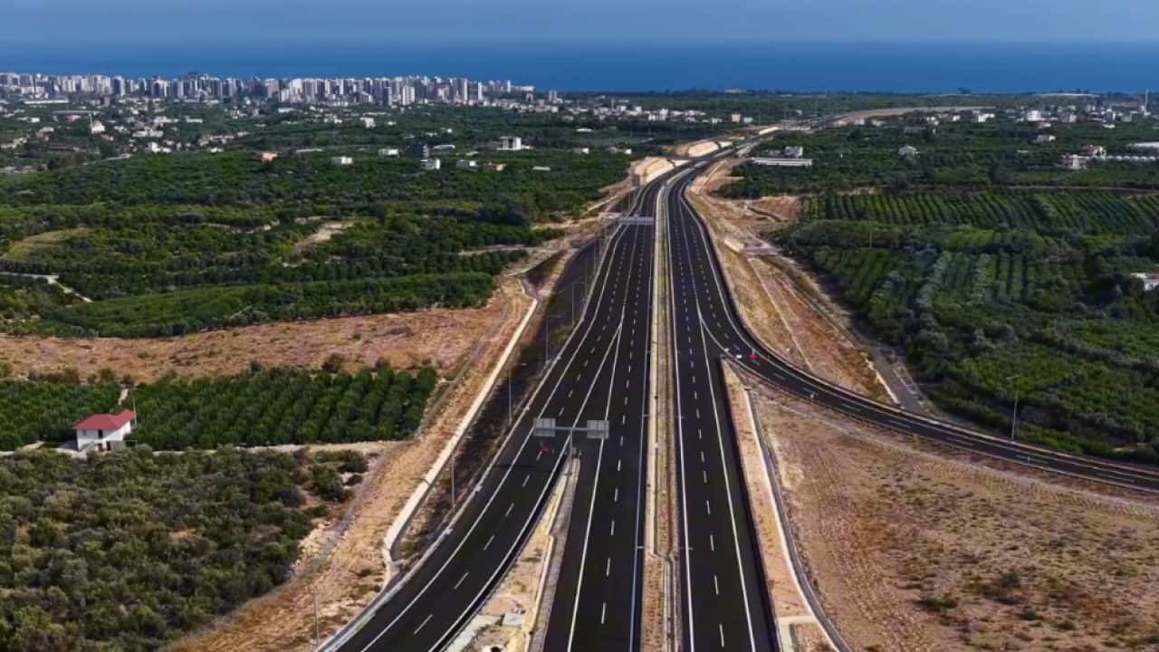 Foto - Türkiye’ni ulaşım ağına bir mühür daha: 2 buçuk saatlik yol 18 dakikaya düşecek!