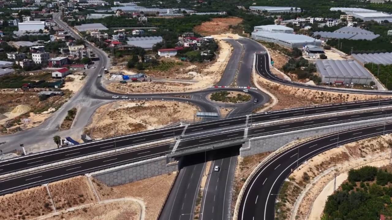 Foto - Türkiye’ni ulaşım ağına bir mühür daha: 2 buçuk saatlik yol 18 dakikaya düşecek!