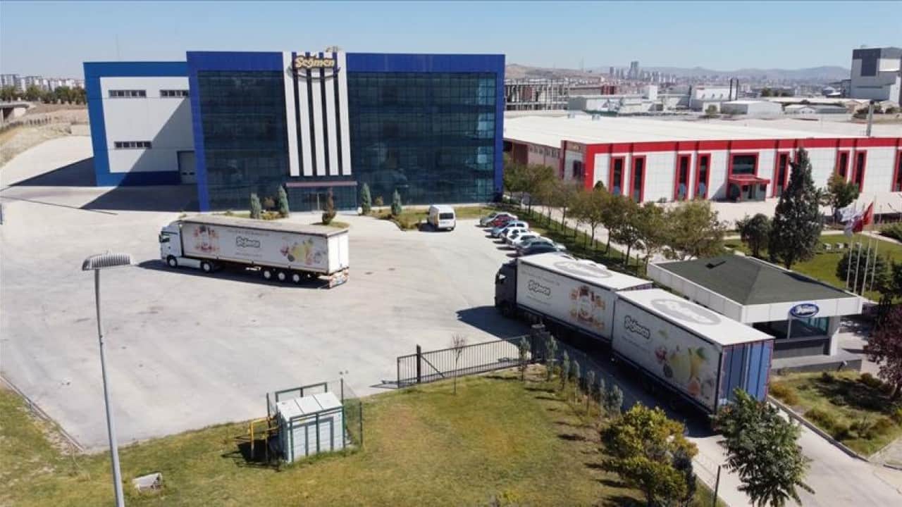 Foto - Türkiye'nin 88 yıllık gıda devi satıldı: Yeni sahibi ünlü marketler zinciri oldu