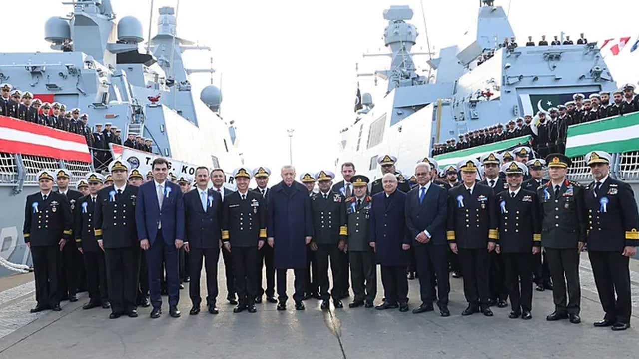Foto - Türkiye’nin ‘baş düşmanı’ karalar bağlamaya başladı! ‘Erdoğan’ın donanması güçleniyor’