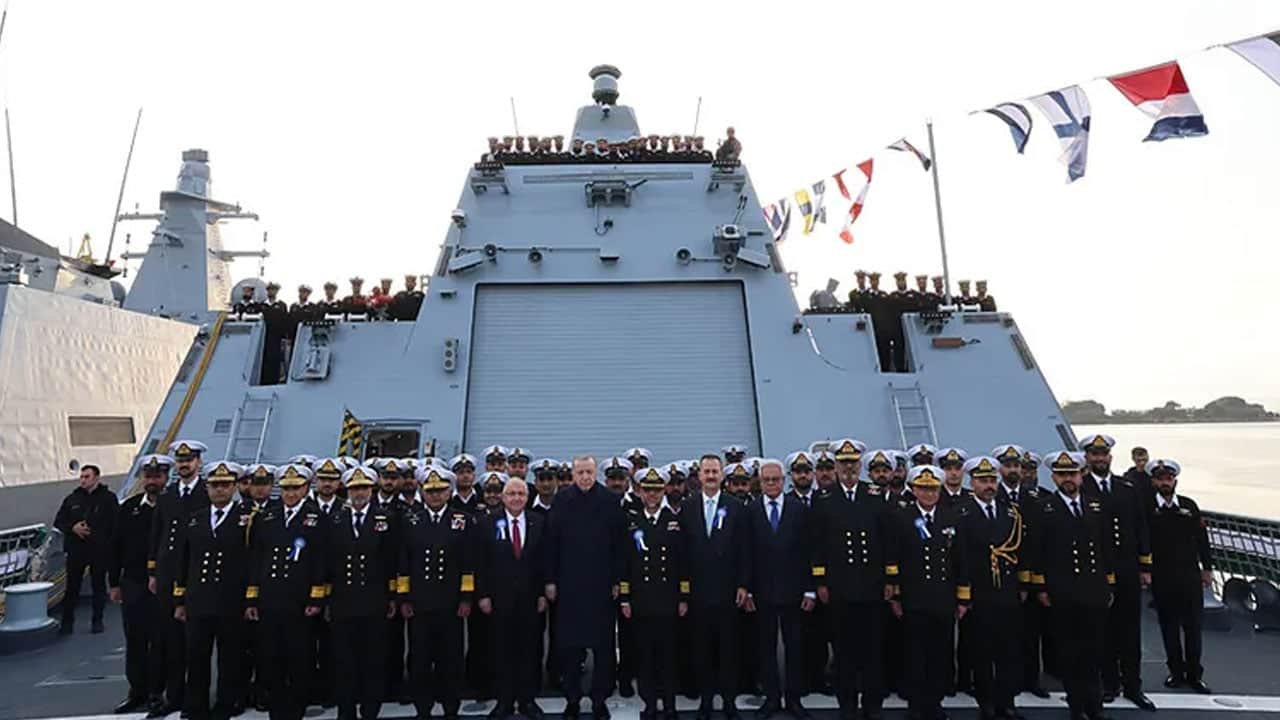 Foto - Türkiye’nin ‘baş düşmanı’ karalar bağlamaya başladı! ‘Erdoğan’ın donanması güçleniyor’