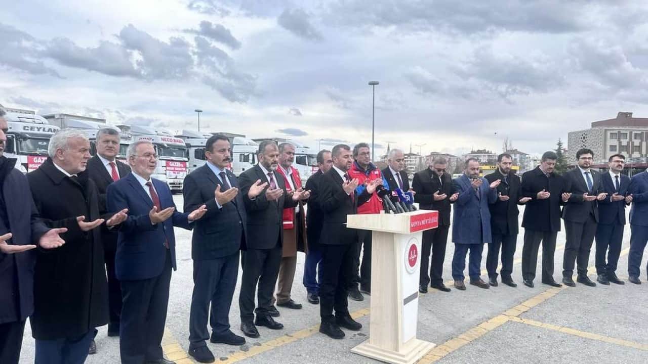 Foto - Türkiye'nin Gazze desteği sürüyor: Konya'dan 15 tırlık insani yardım