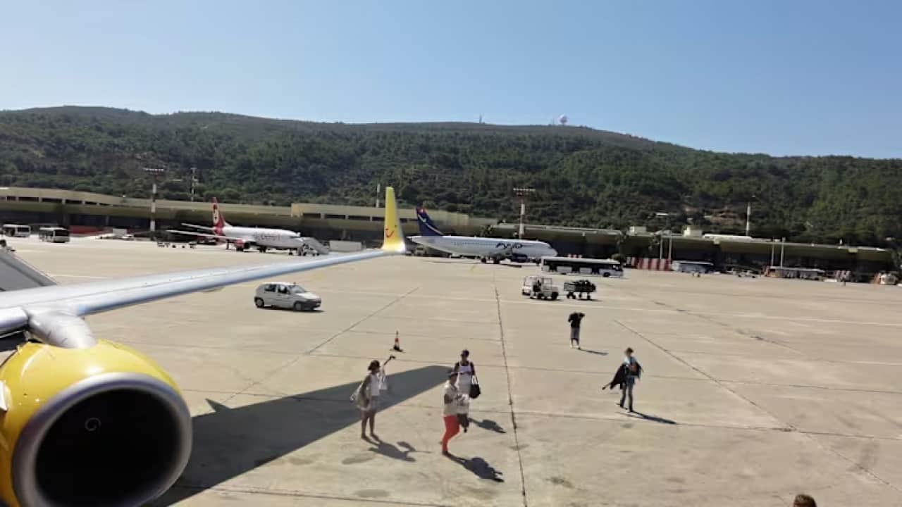 Foto - Türkiye’nin havadaki üstünlüğü Yunan’ı korkuttu Rodos’u İHA üssü yapacak