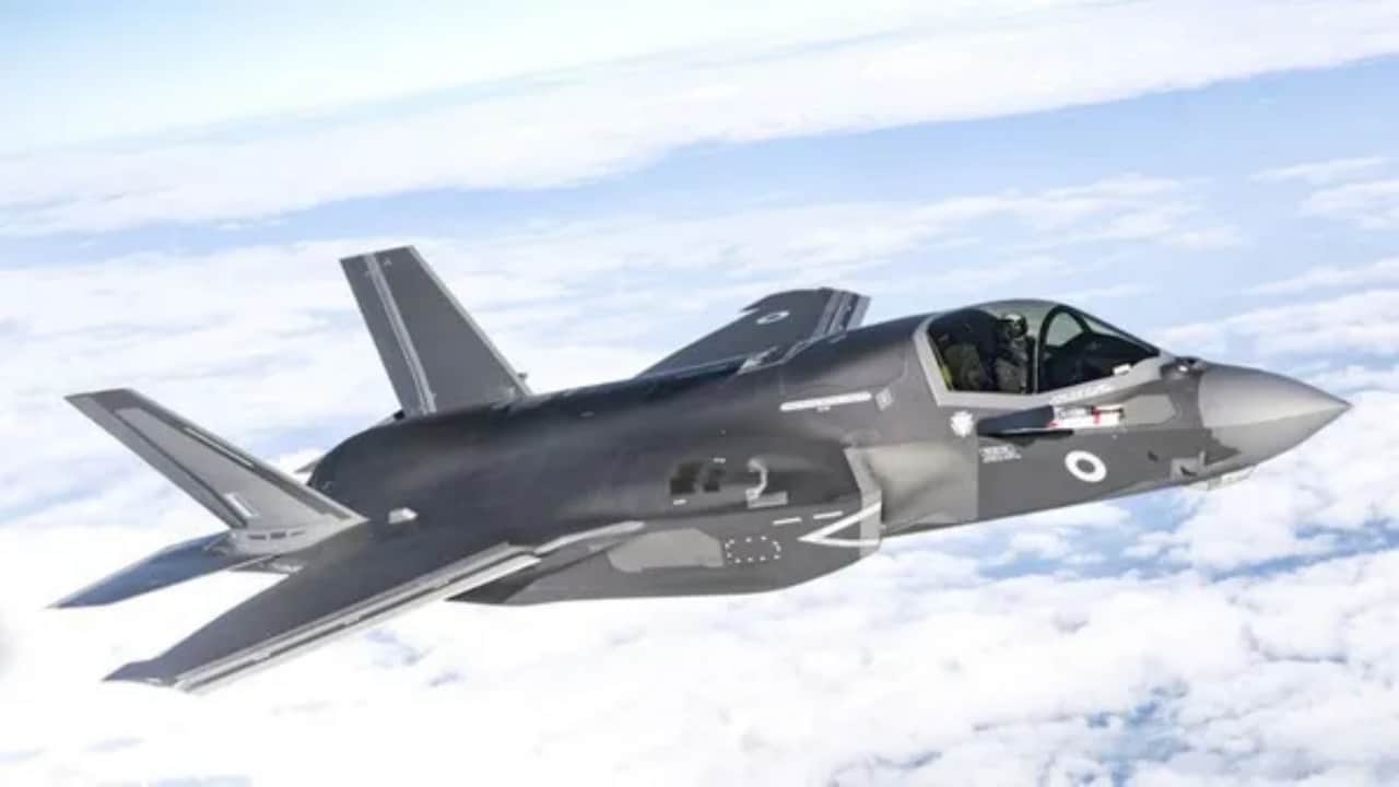 Foto - Türkiye’nin milyar dolarlık F-35’leri çürümeye mi terk edildi? ABD’de hangarda öylece bekliyorlar