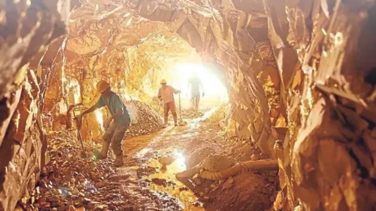 Foto - Türkiye'nin ünlü altın madenine kuşkulara neden olan ortak: Resmen masaya oturuldu