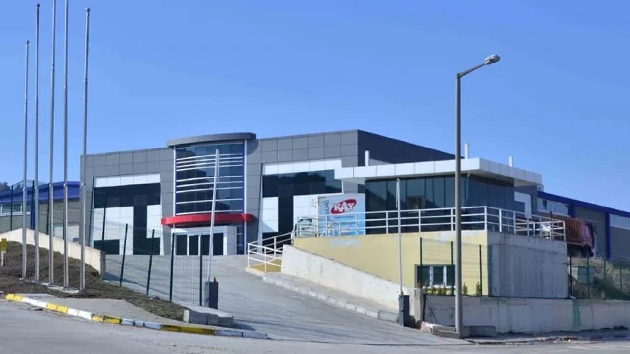 Foto - Türkiye'nin ünlü süt markasının mallarına çöktüler: Ünlü patron devletten yardım istedi