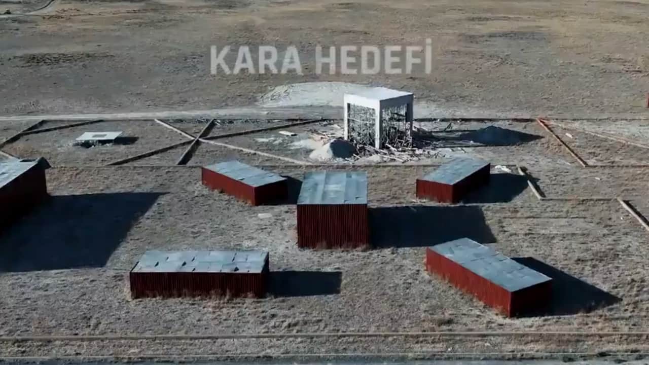 Foto - Türkiye'nin yeni vurucu gücü sahneye çıktı! ÇAKIR havada, karada ve denizde de hedefi affetmedi