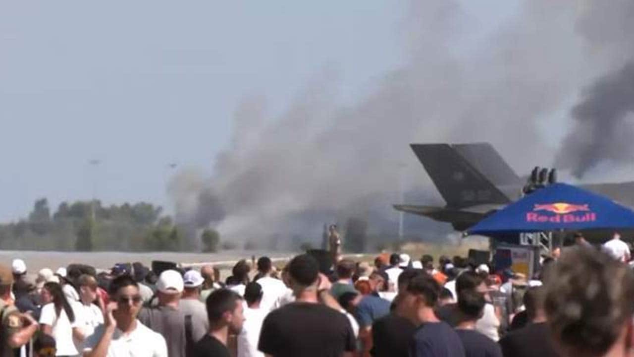 Foto - Türkiye'ye aba altından sopa göstermeye kalkıyorlardı... Savaş uçağı çakıldı! Pilotların durumu belli oldu
