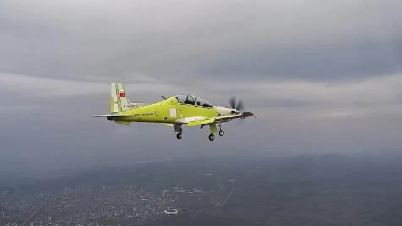 Foto - Türkiye'ye müjde gibi müjde verildi: 14 adet Hürkuş-2 o ülkeye satıldı