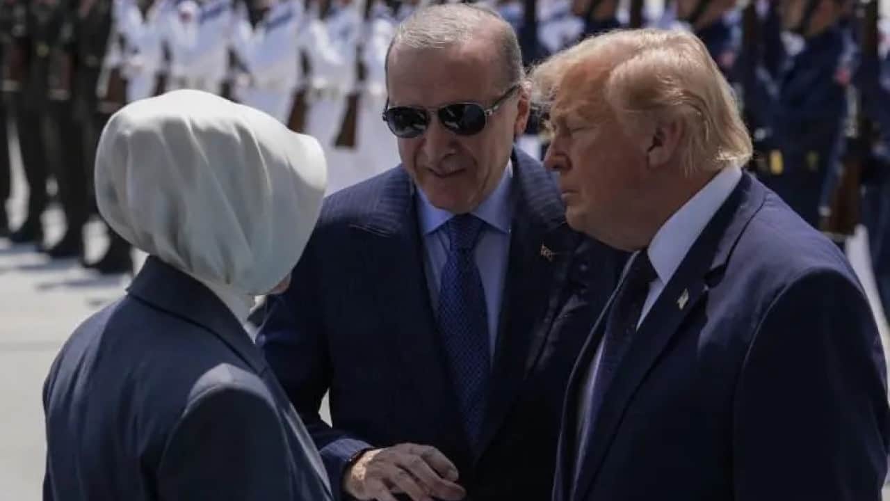 Foto - Türkiye'ye savaş uçakları konusunda kötü haber: Uçağa biner binmez ağız değiştirdi