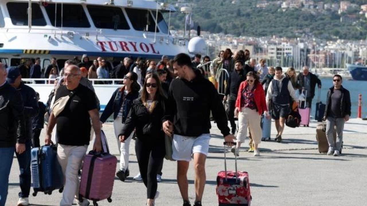 Foto - Türkiye’yi bırakıp Yunanistan’da karar kıldılar: Ülke için maalesef çok büyük kayıp