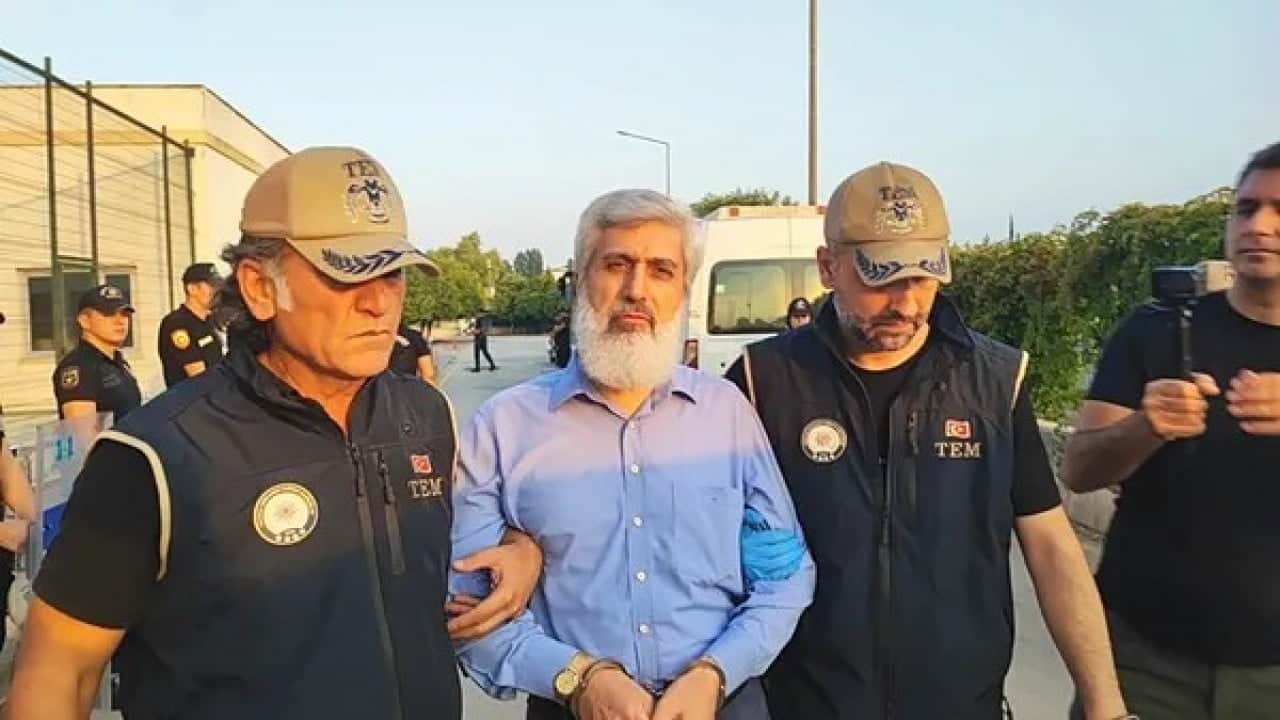 Foto - 'Türkiye'yi İslam'a ihanet etmekle' suçlayan Kuytul'un 'İran' yorumları yeniden gündemde