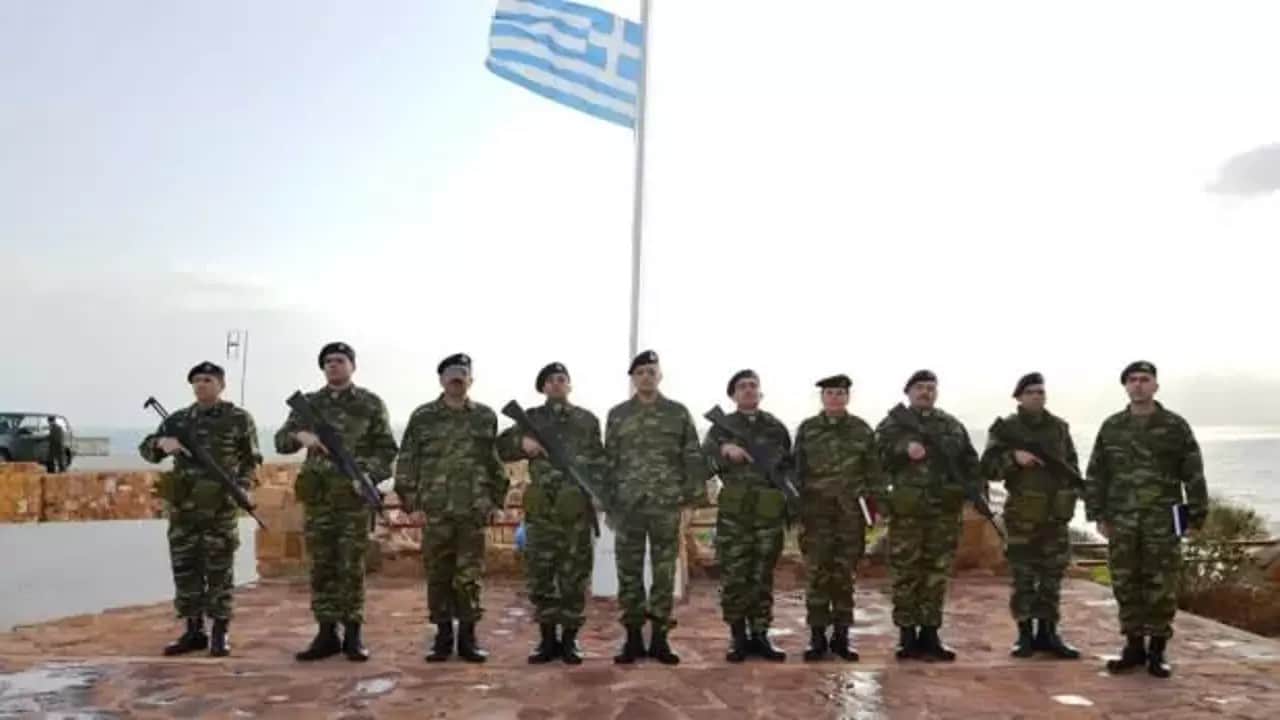 Foto - 'Türkiye'yi vuracağız' diyorlardı! Ülke karıştı, askerler 'hastayız' bahanesiyle görev yerlerini bir bir terk etti