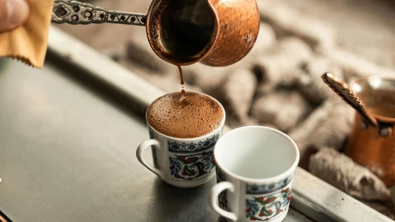 Foto - Tuvalete dökülen kahve telvesi adeta mucize: Koyun! Bu yöntemi duyunca çok şaşıracaksınız