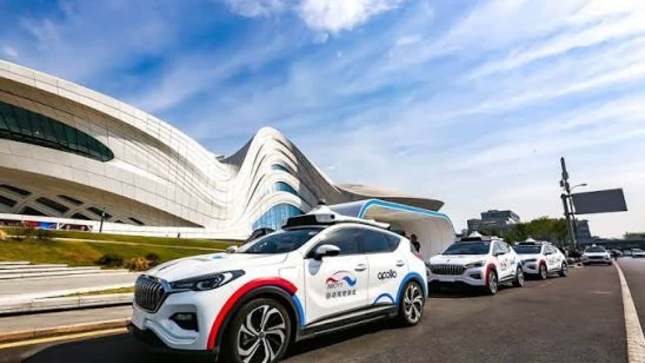 Foto - Uber ve Baidu’nun sürücüsüz taksileri Dubai yollarına çıktı