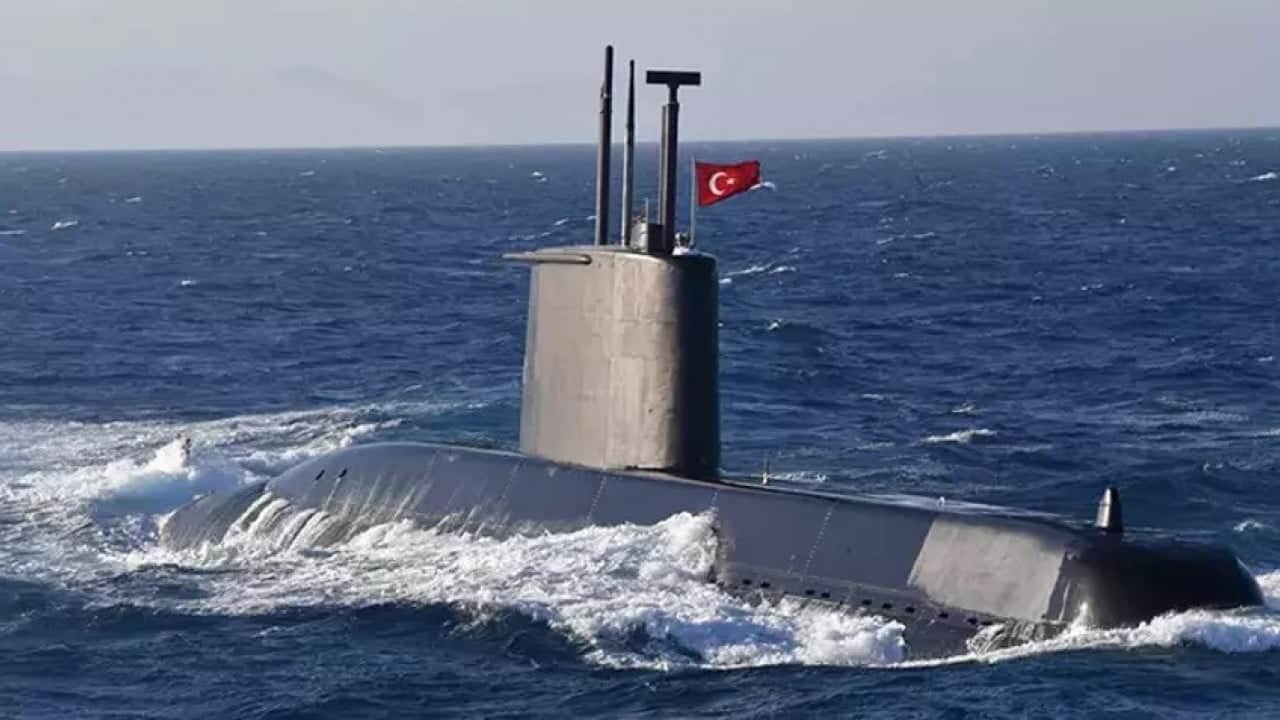 Foto - Ülkede büyük panik: 'Türkiye 2700 tonluk silahı suya indirdi' diyerek duyurdular