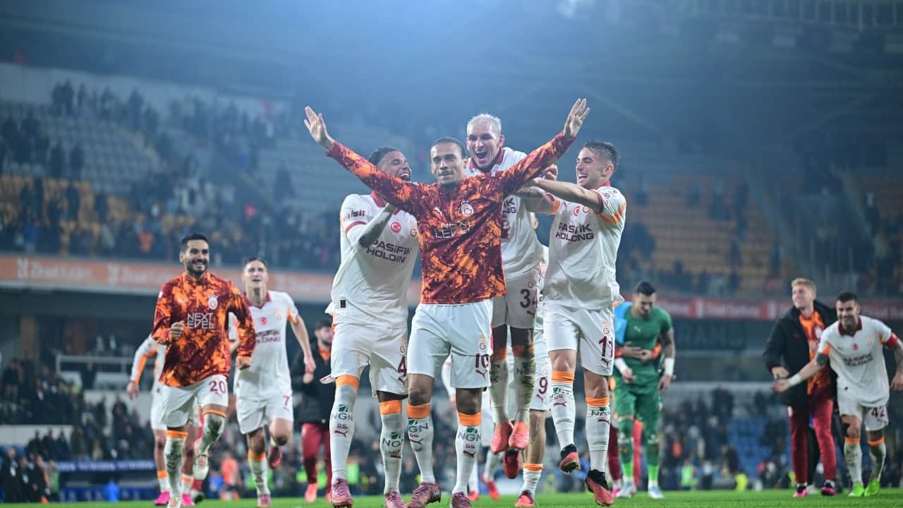 Foto - Ümit Özat’tan olay çıkış: Artık kimse idmanda kaytaramaz… Bu sözler Fenerbahçelileri kızdıracak…