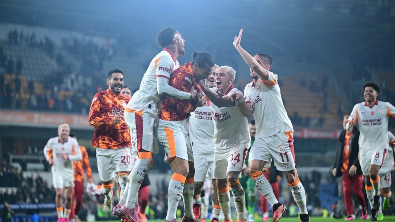 Foto - Ümit Özat’tan olay çıkış: Artık kimse idmanda kaytaramaz… Bu sözler Fenerbahçelileri kızdıracak…