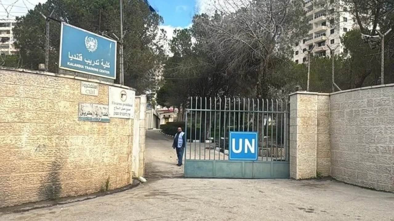 Foto - UNRWA Merkezi'ndeki güçlerini takviye etti Asker sivil faretmiyor her Siyonist işgalci