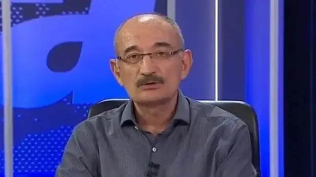 Foto - Ünü gazeteci ifşa etti: Bülent Arınç 'bizim arkadaşlarımız' diyerek o isimleri görevden almadı
