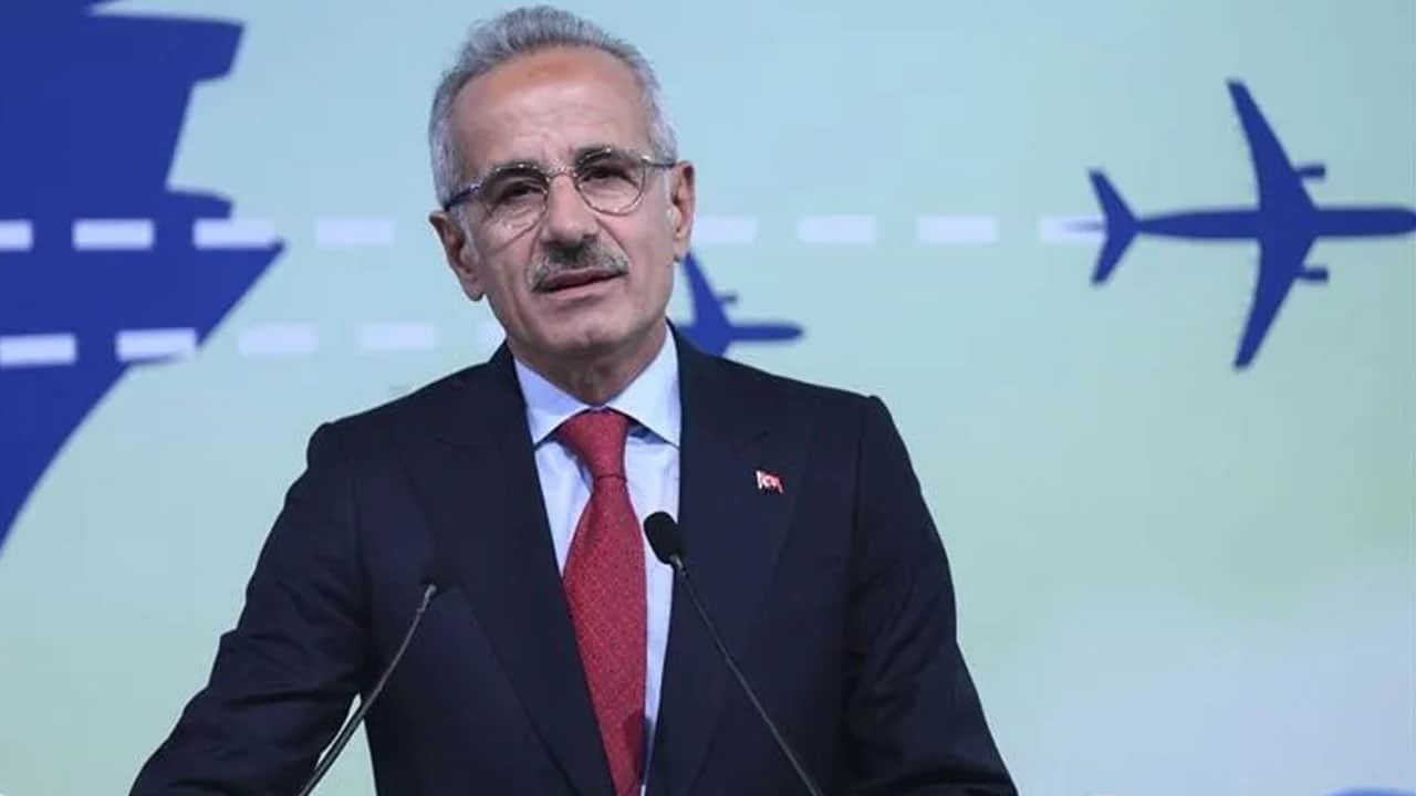 Foto - Uraloğlu, tarihi rakamları açıkladı: 24 yılda ulaştırma ve altyapıya 355 milyar dolar yatırım yaptık!