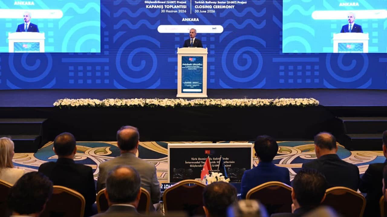 Foto - Uraloğlu, tarihi rakamları açıkladı: 24 yılda ulaştırma ve altyapıya 355 milyar dolar yatırım yaptık!
