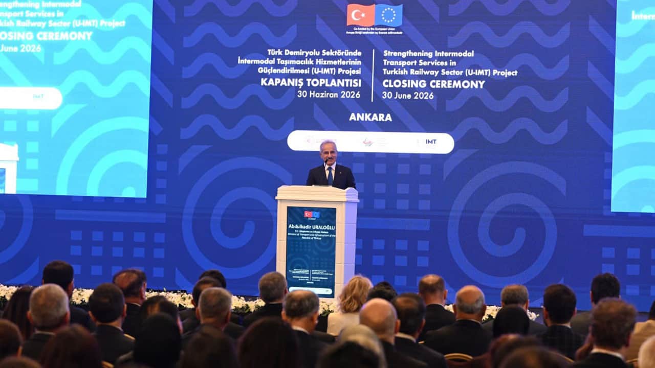 Foto - Uraloğlu, tarihi rakamları açıkladı: 24 yılda ulaştırma ve altyapıya 355 milyar dolar yatırım yaptık!