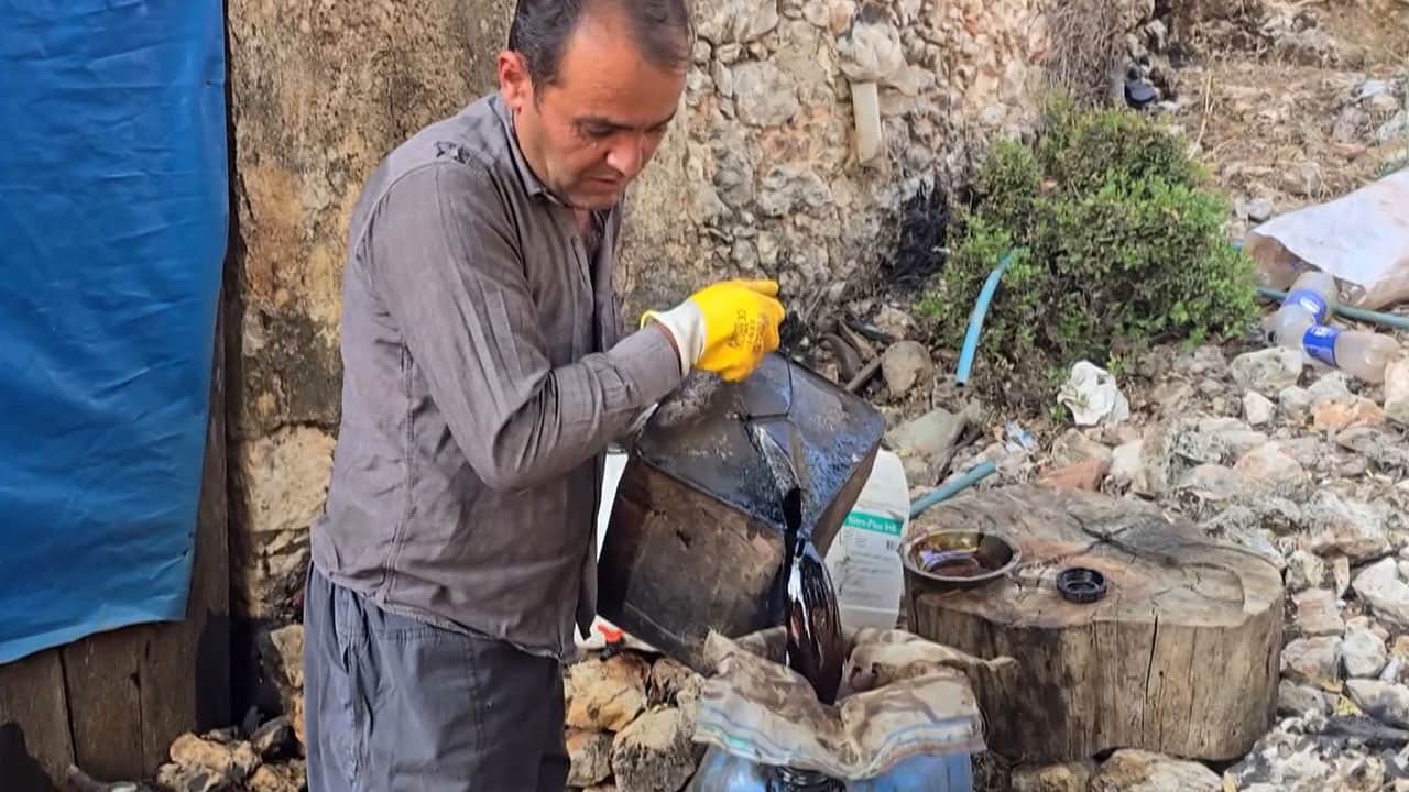 Foto - Üretimi zahmetli, fiyatı cep yakıyor! Bu katranın kilosu 1000 lira