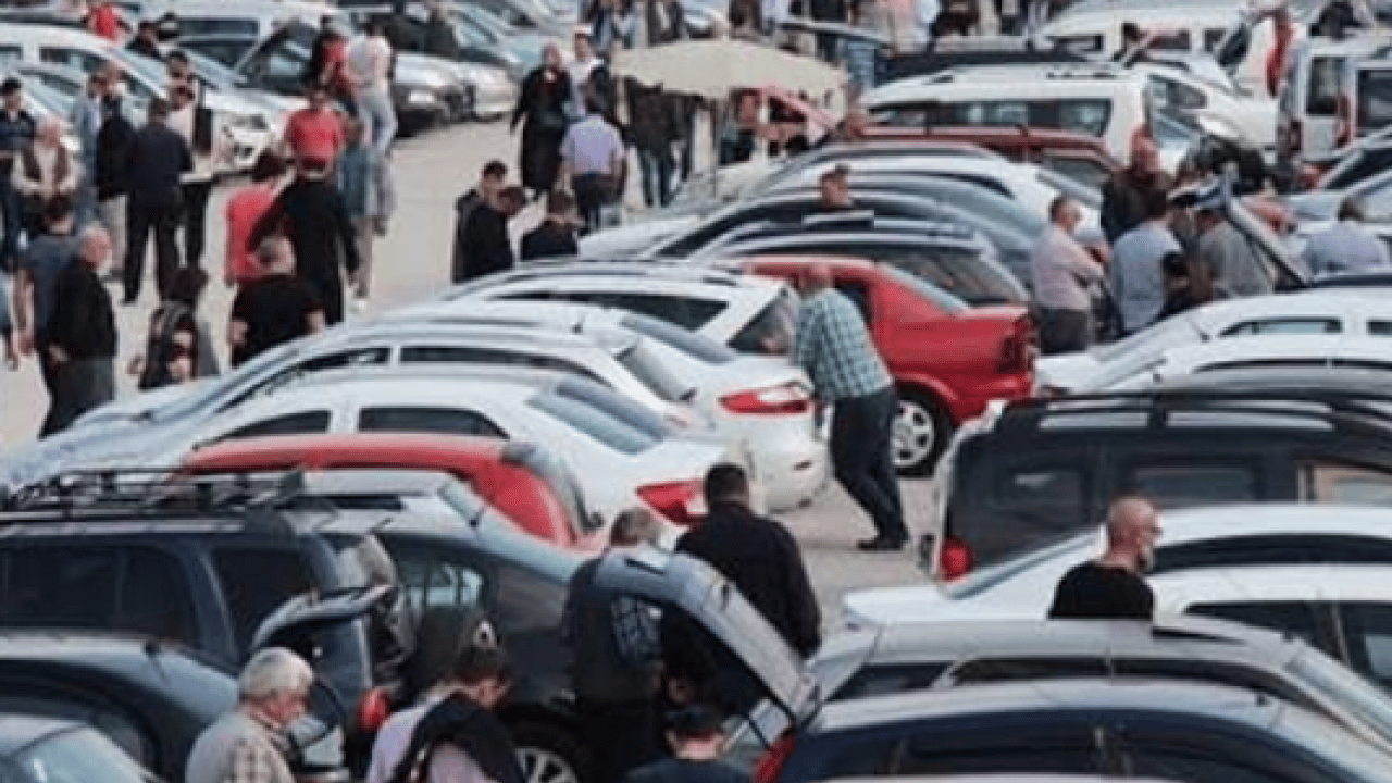 Foto - Üst üste 5 aydır gerilemesi sonrası... İkinci el araç pazarında kriz derinleşiyor... 
