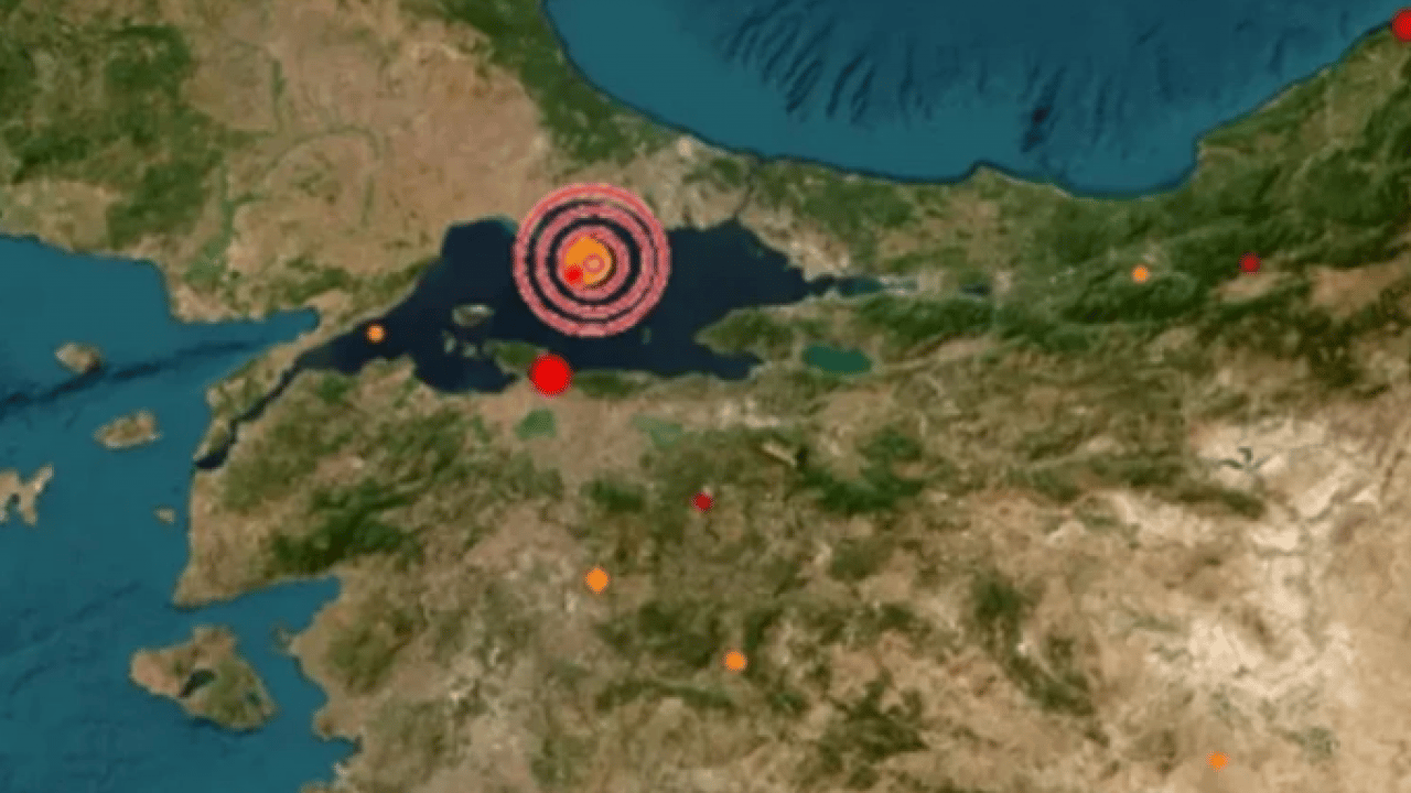 Foto - Şener Üşümezsoy'dan korkutan deprem açıklaması: 'En büyük hatalardan biridir!'