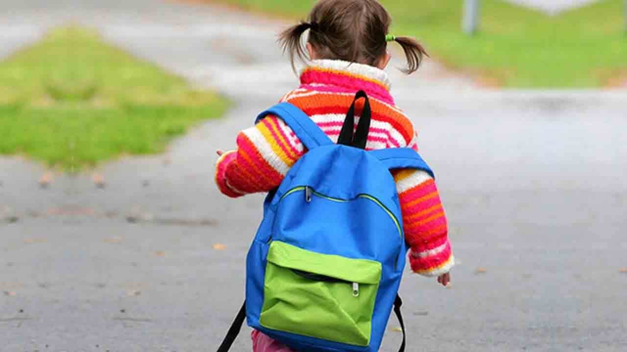 Foto - Uzmanından velilere çanta uyarısı: Skolyoza davetiye çıkarmayın!