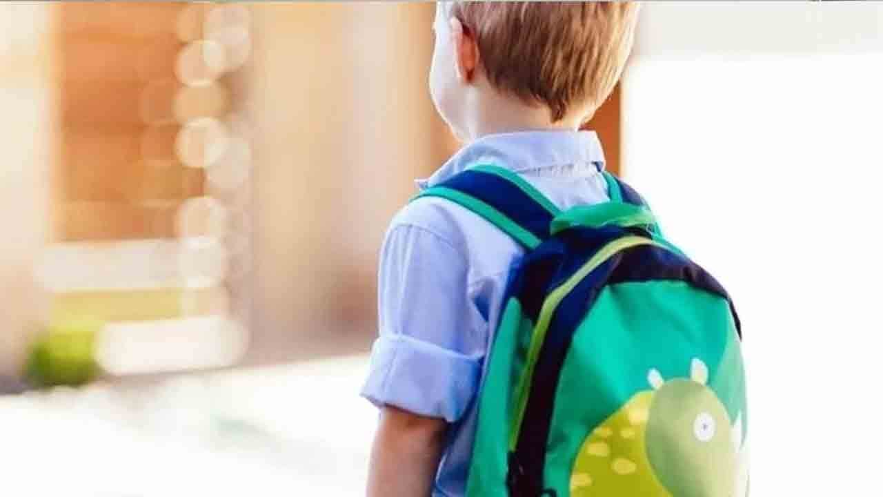 Uzmanından velilere çanta uyarısı: Skolyoza davetiye çıkarmayın!