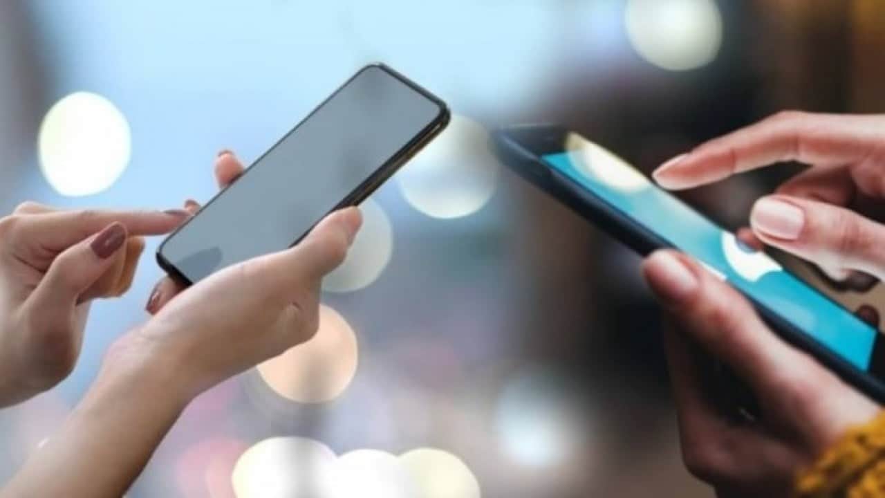 Foto - Uzmanlardan akıllı telefon uyarısı: 4 belirtiye dikkat!