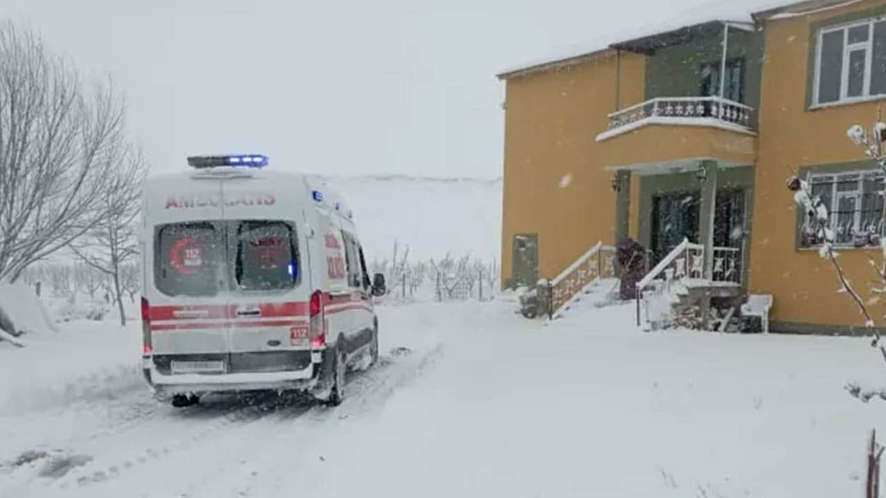 Foto - Valilikler peş peşe açıklama yaptı! İşte kar nedeniyle eğitime ara verilen iller
